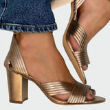 Ella - Elegante Sandalen mit Riemen