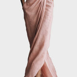 Maxikleid aus Leinen mit V-Ausschnitt