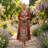 Daniela - Langes Kleid mit floralem Muster und passender Weste