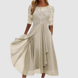 Leontýna - Elegantes Spitzenkleid