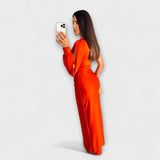 Julie - Elegantes Kleid mit Raffinesse