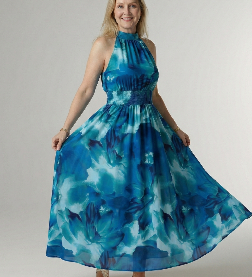 Sylin | Gathered Halter Midi Kleid