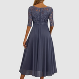 Leontýna - Elegantes Spitzenkleid