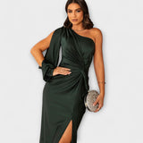 Julie - Elegantes Kleid mit Raffinesse