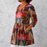 Sarah | Lange Bluse aus Leinen mit künstlerischem tropischem Blumenmuster
