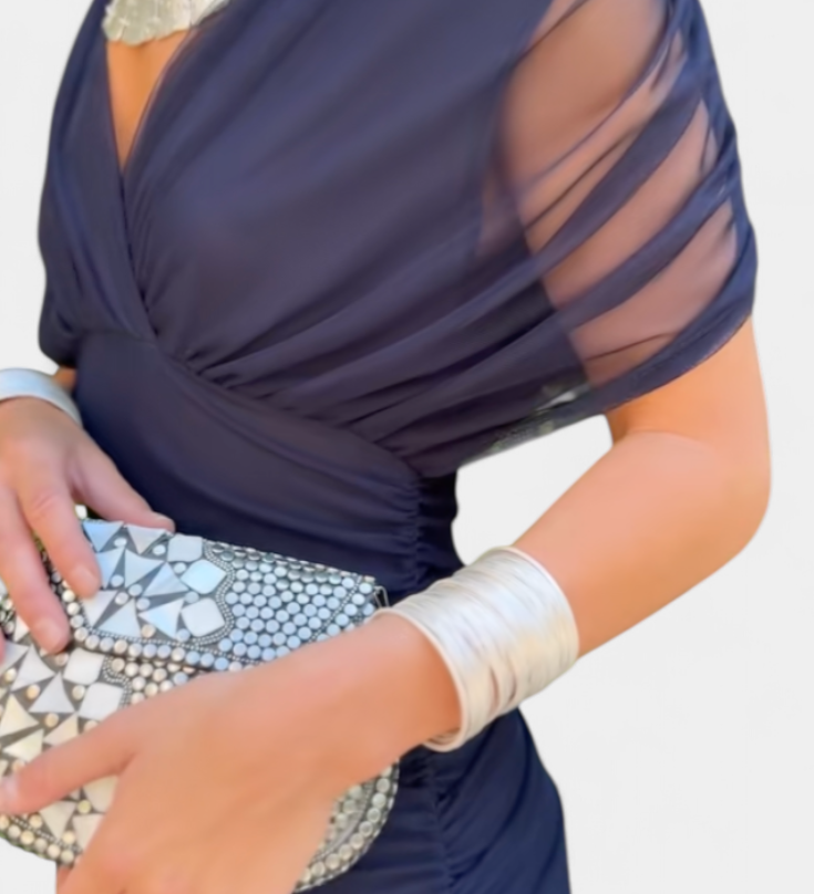 Magda - Langes Blumenkleid mit V-Ausschnitt