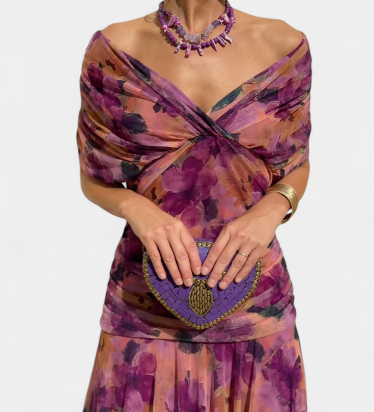 Magda - Langes Blumenkleid mit V-Ausschnitt