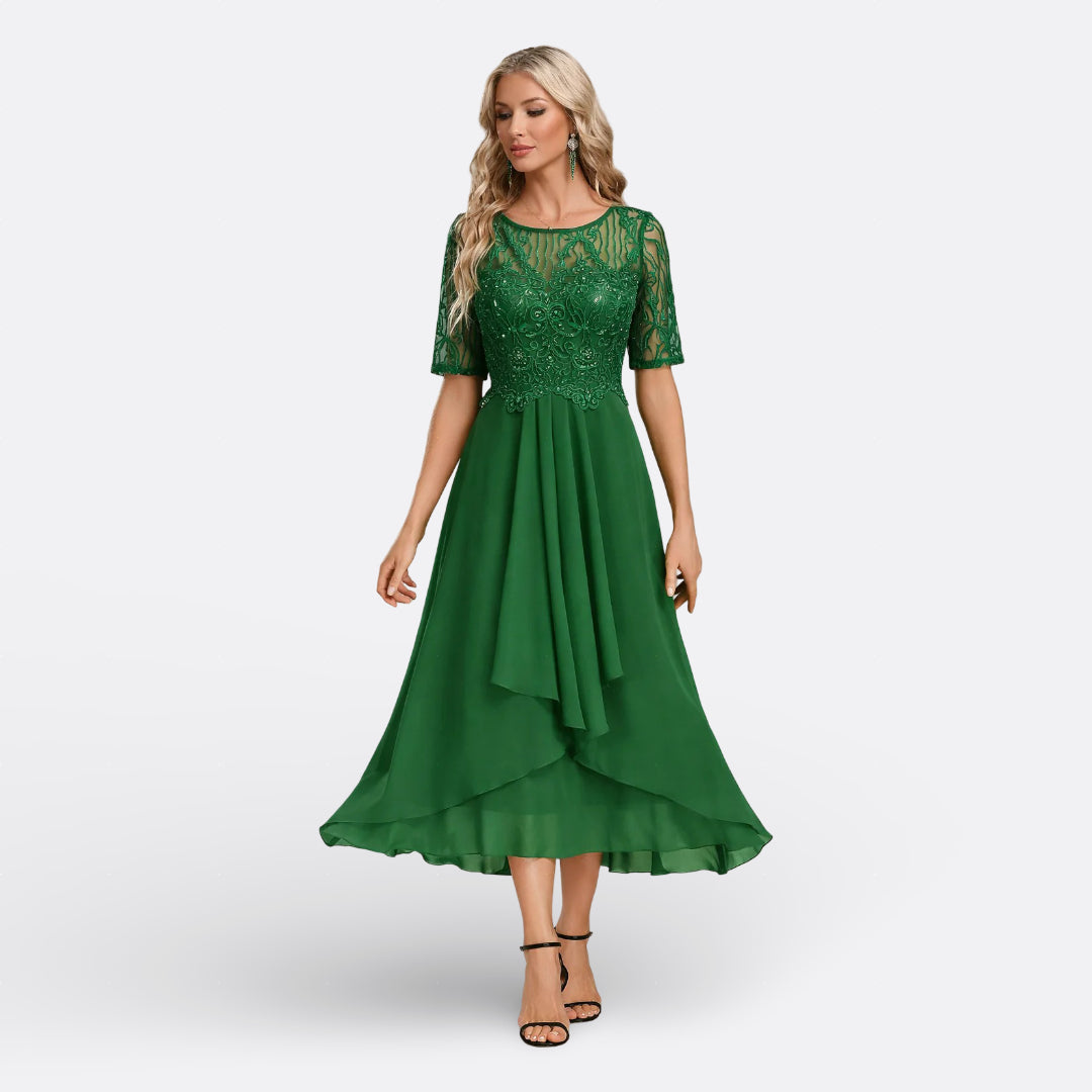 Mariana - Spitzenkleid mit kurzen Ärmeln