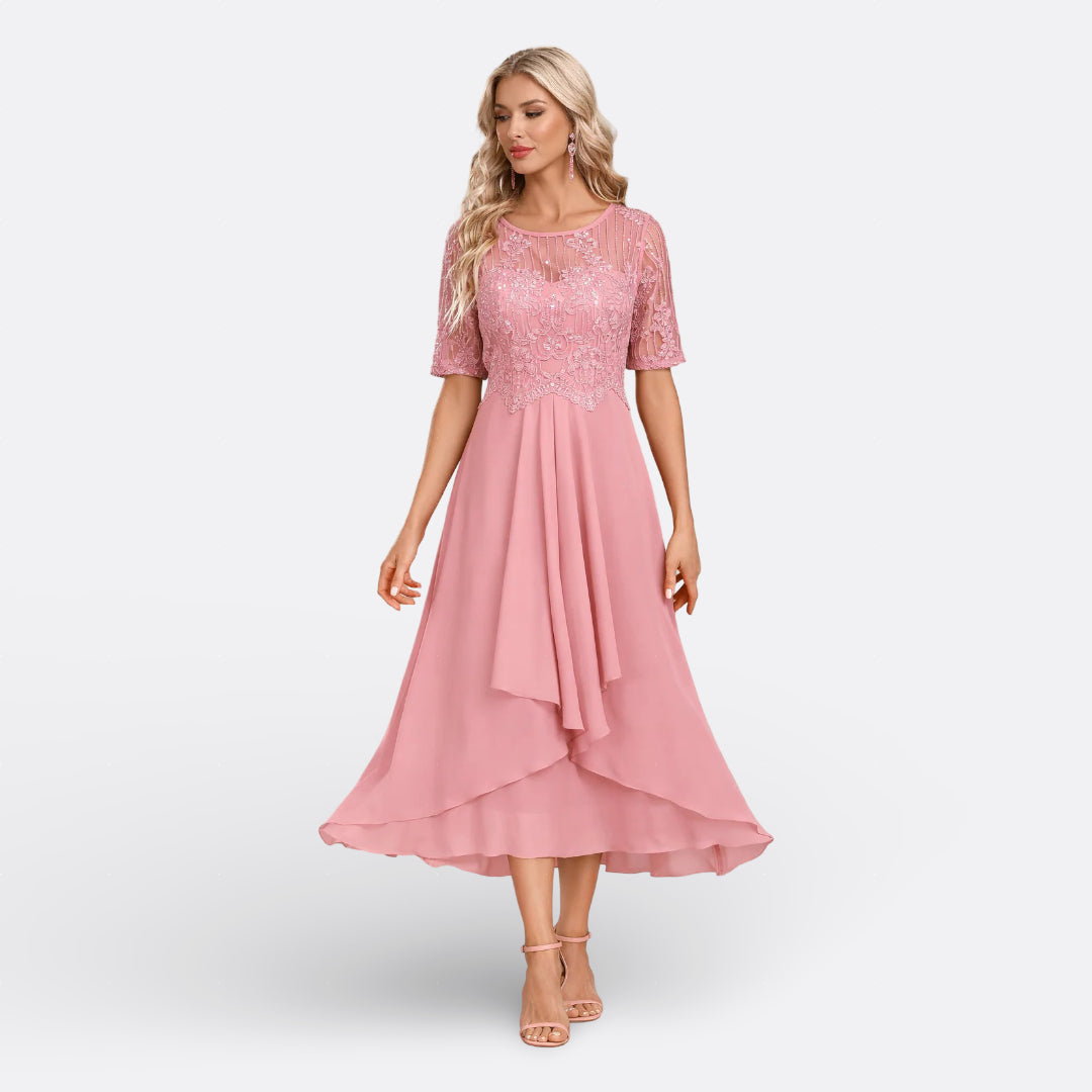 Mariana - Spitzenkleid mit kurzen Ärmeln