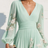 Lucija - Helle Grün Midi Chiffon Kleid mit Blumenfalten