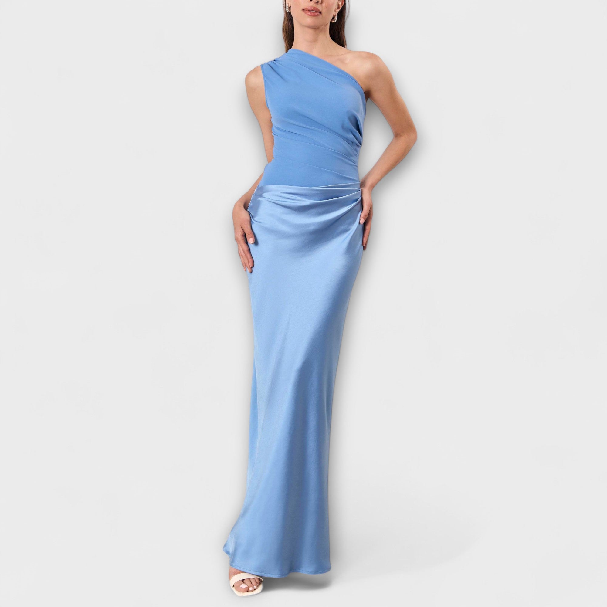 Elegantes Maxi-Kleid mit einem Schulterträger