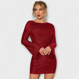 Rückenfreies Kleid mit Pailletten und langen Ärmeln