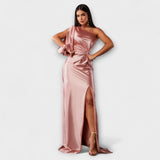 Julie - Elegantes Kleid mit Raffinesse